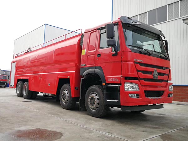 重汽21噸消防灑水車(chē)